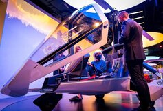 UAE Foreign Minister visits Slovak Pavilion, views NISUS Aero